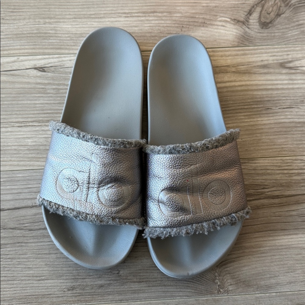 Alo Yoga Cloud It Slides Fizzy Sandals Women’s Size 8